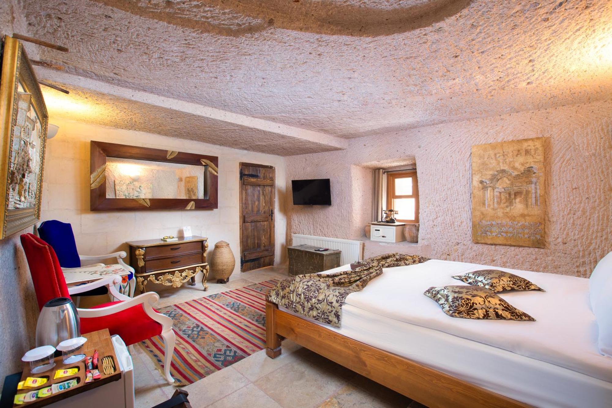 Cappadocia Fairy Chimneys Selfie Cave Hotels - Special Class Uchisar Exterior photo