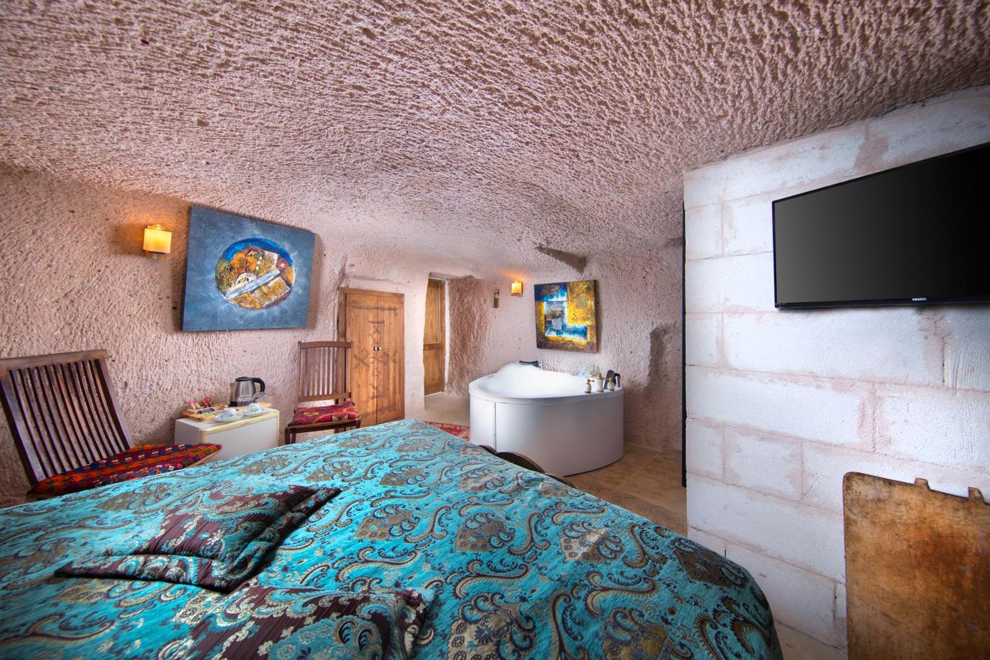 Cappadocia Fairy Chimneys Selfie Cave Hotels - Special Class Uchisar Exterior photo