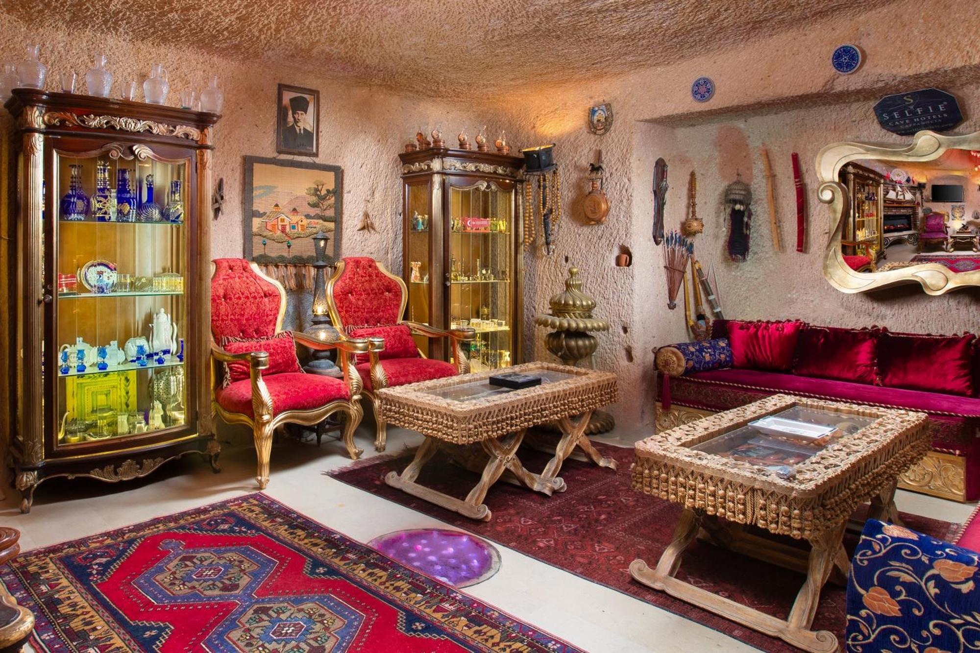 Cappadocia Fairy Chimneys Selfie Cave Hotels - Special Class Uchisar Exterior photo