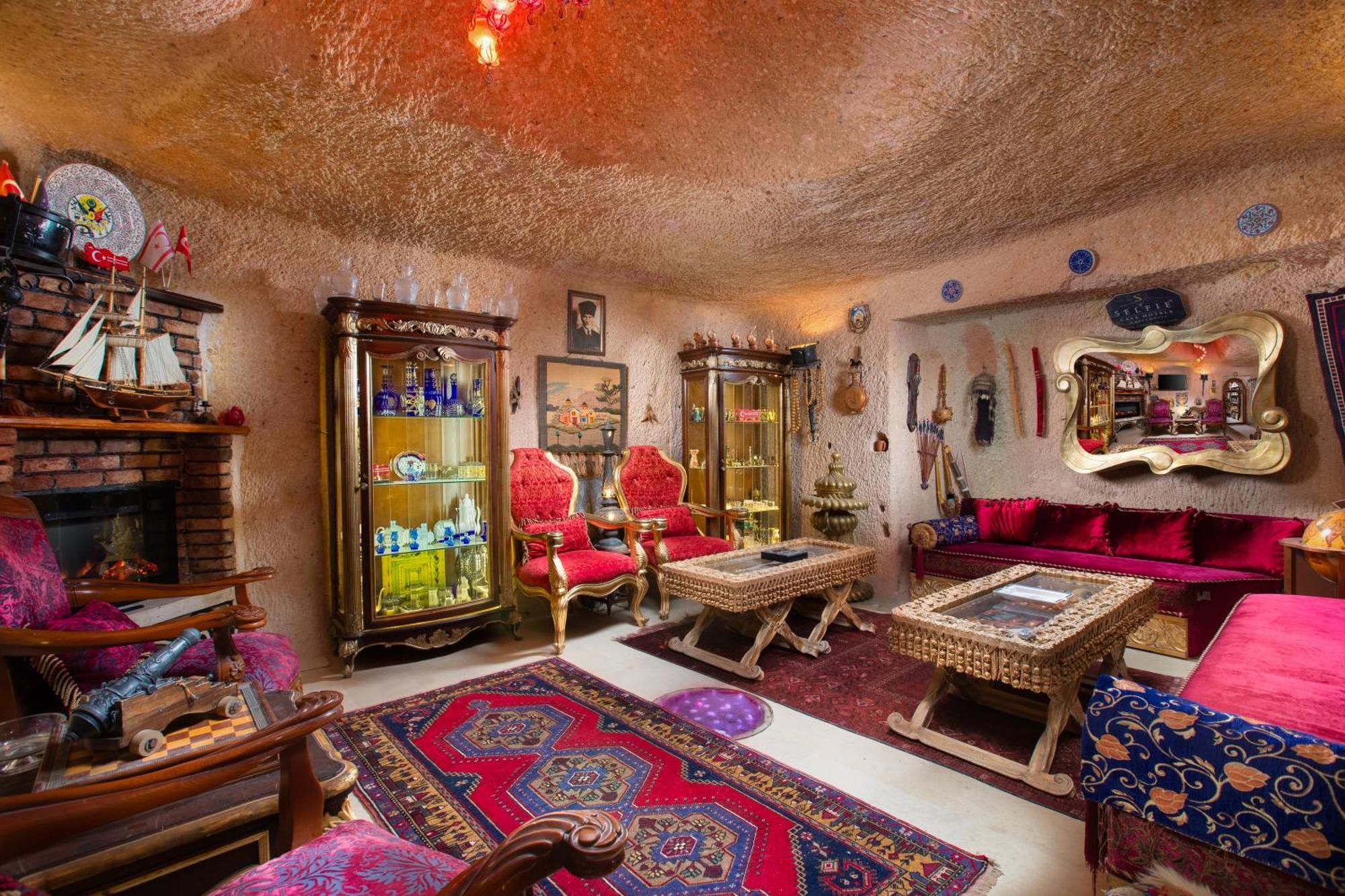 Cappadocia Fairy Chimneys Selfie Cave Hotels - Special Class Uchisar Exterior photo