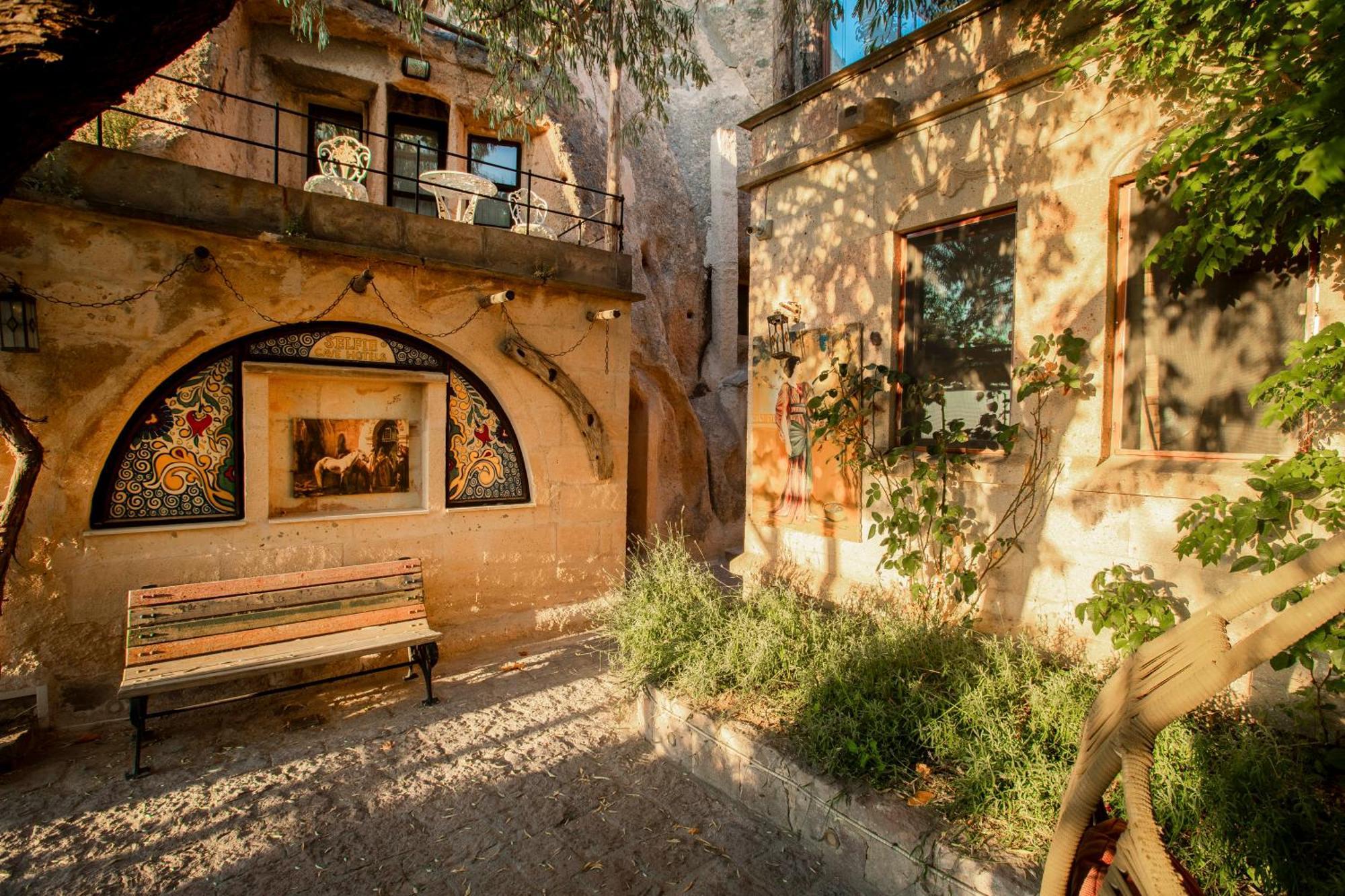 Cappadocia Fairy Chimneys Selfie Cave Hotels - Special Class Uchisar Exterior photo