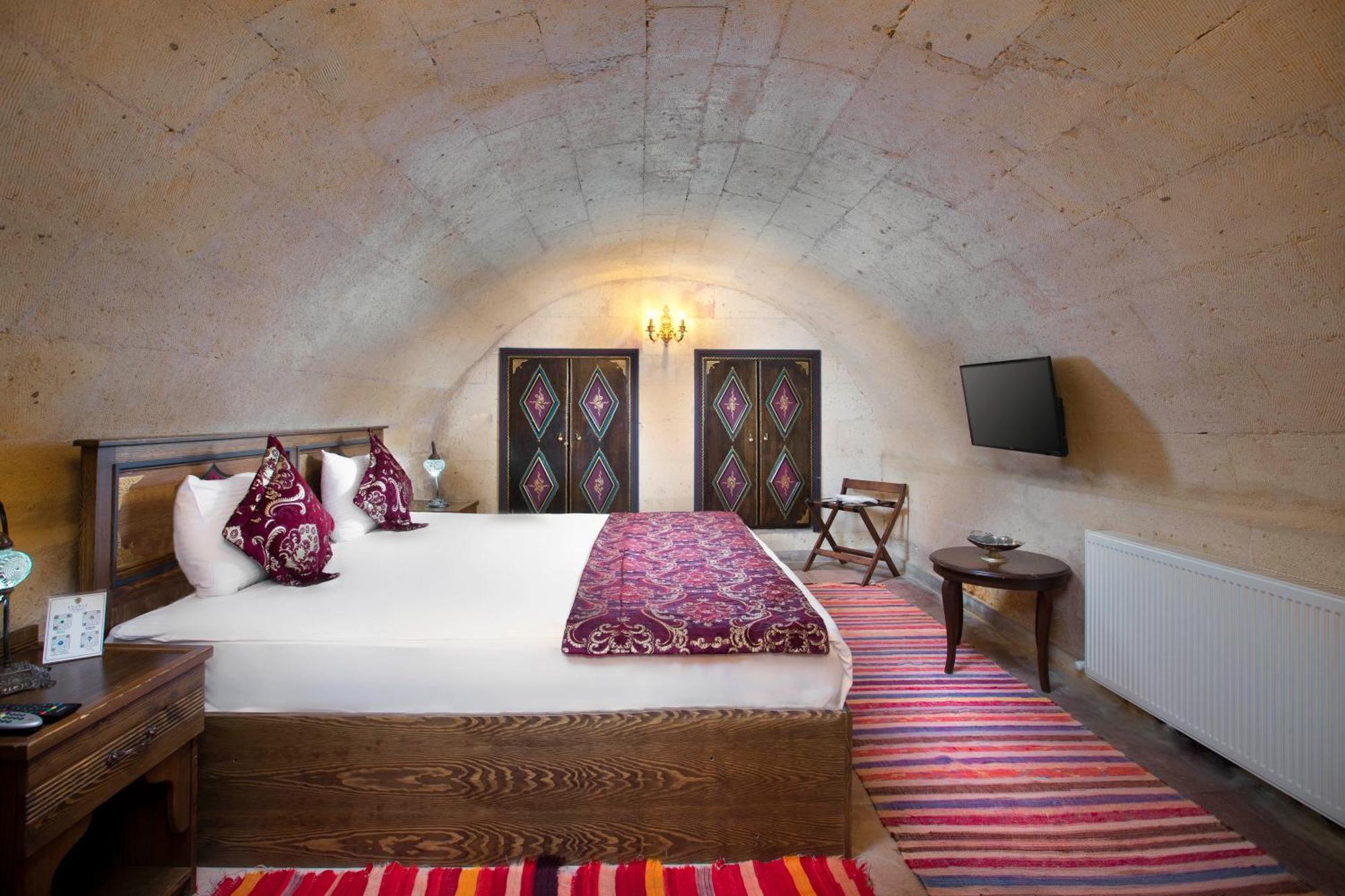 Cappadocia Fairy Chimneys Selfie Cave Hotels - Special Class Uchisar Exterior photo