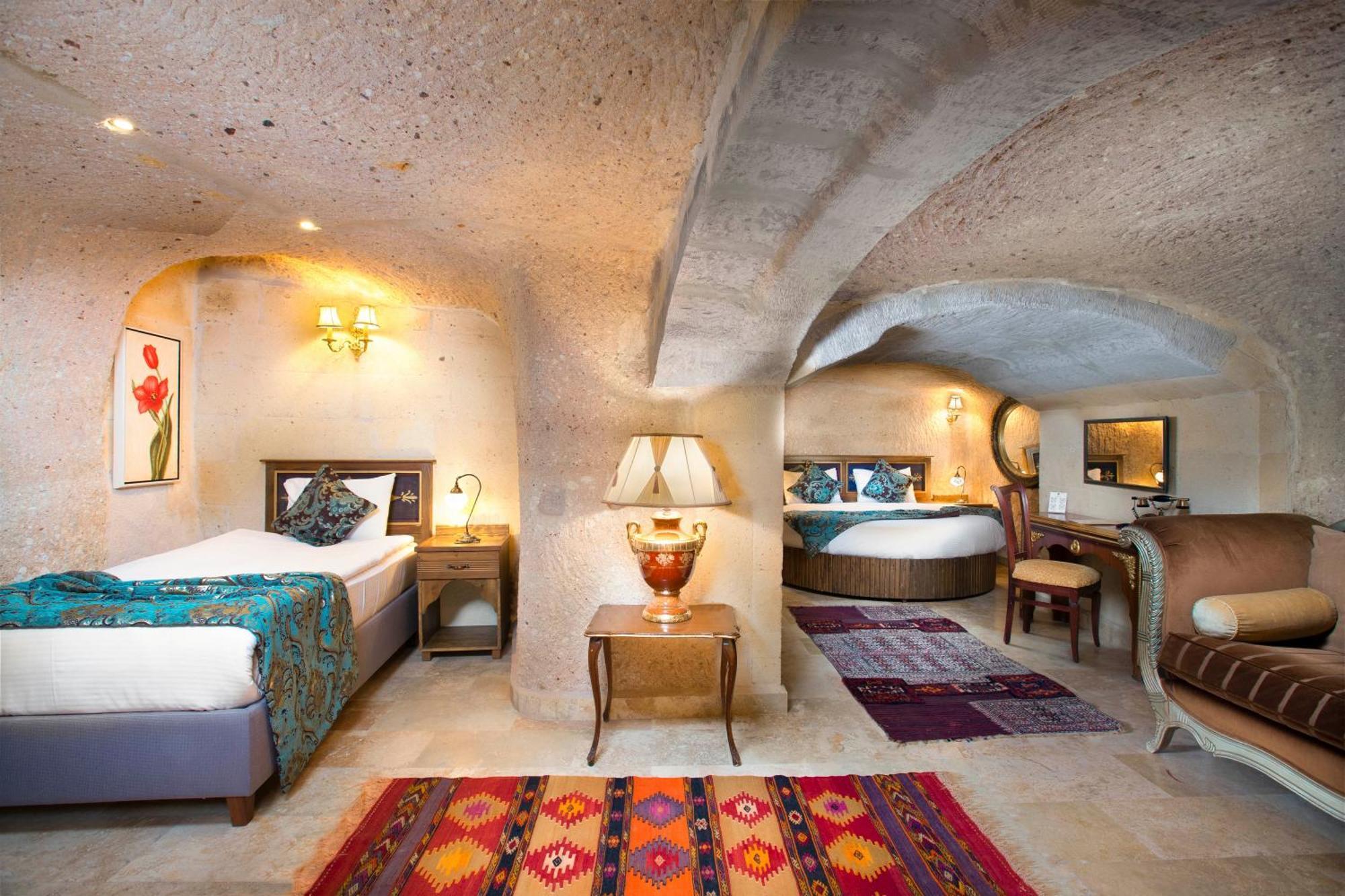 Cappadocia Fairy Chimneys Selfie Cave Hotels - Special Class Uchisar Exterior photo