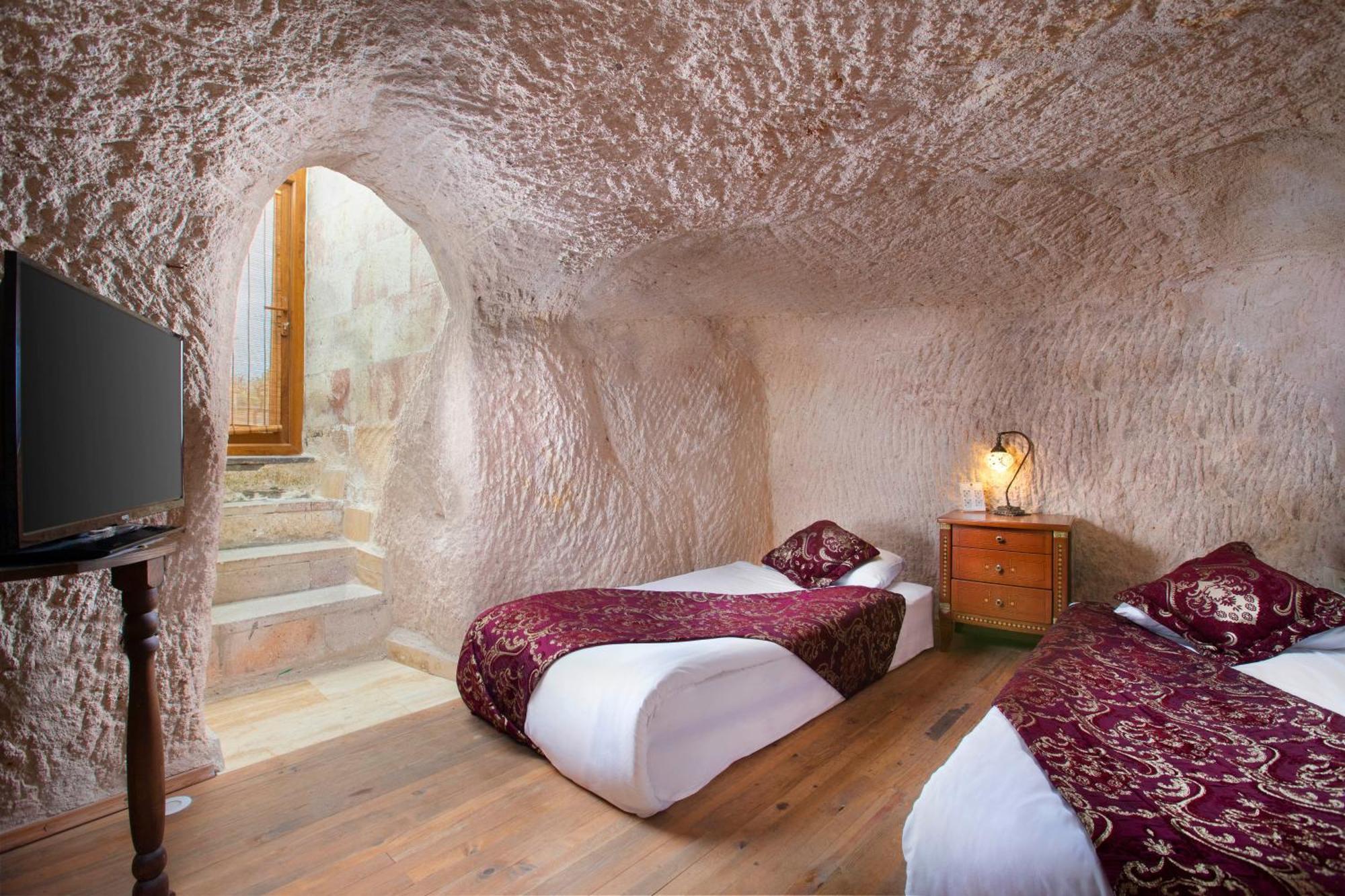Cappadocia Fairy Chimneys Selfie Cave Hotels - Special Class Uchisar Exterior photo