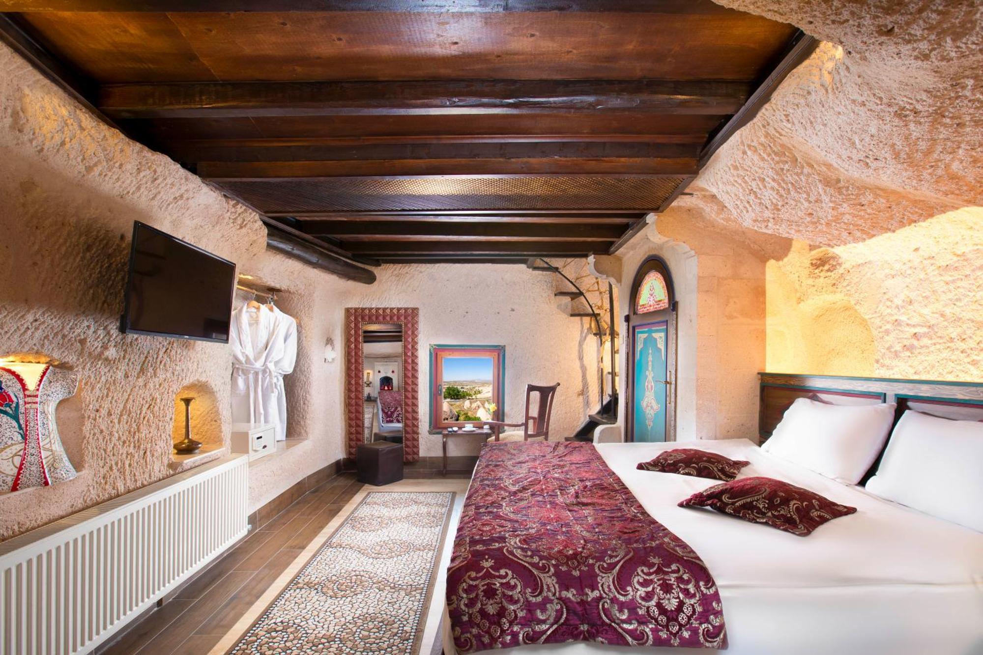 Cappadocia Fairy Chimneys Selfie Cave Hotels - Special Class Uchisar Exterior photo