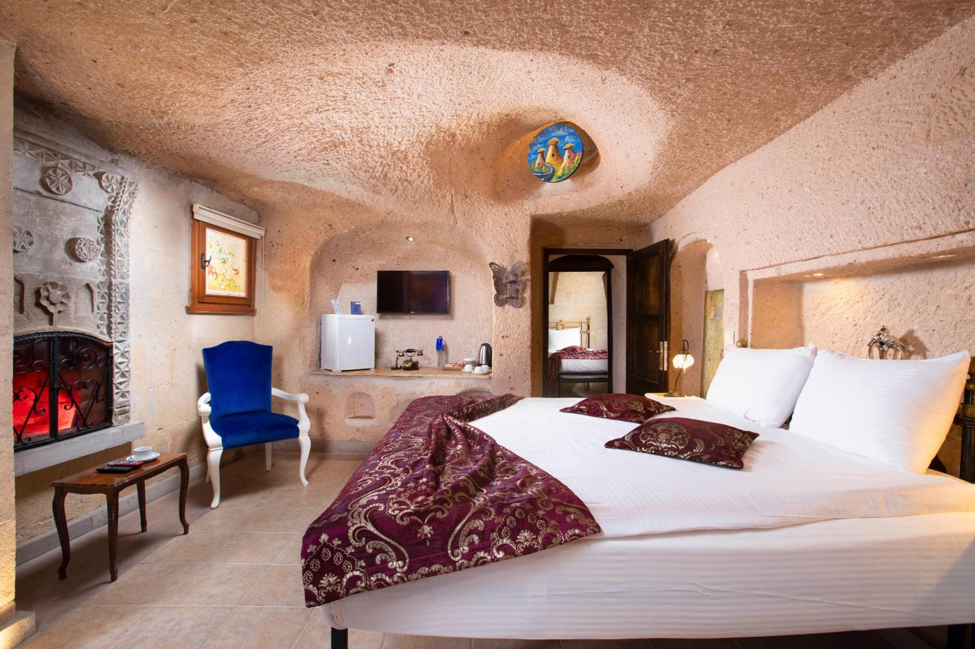 Cappadocia Fairy Chimneys Selfie Cave Hotels - Special Class Uchisar Exterior photo
