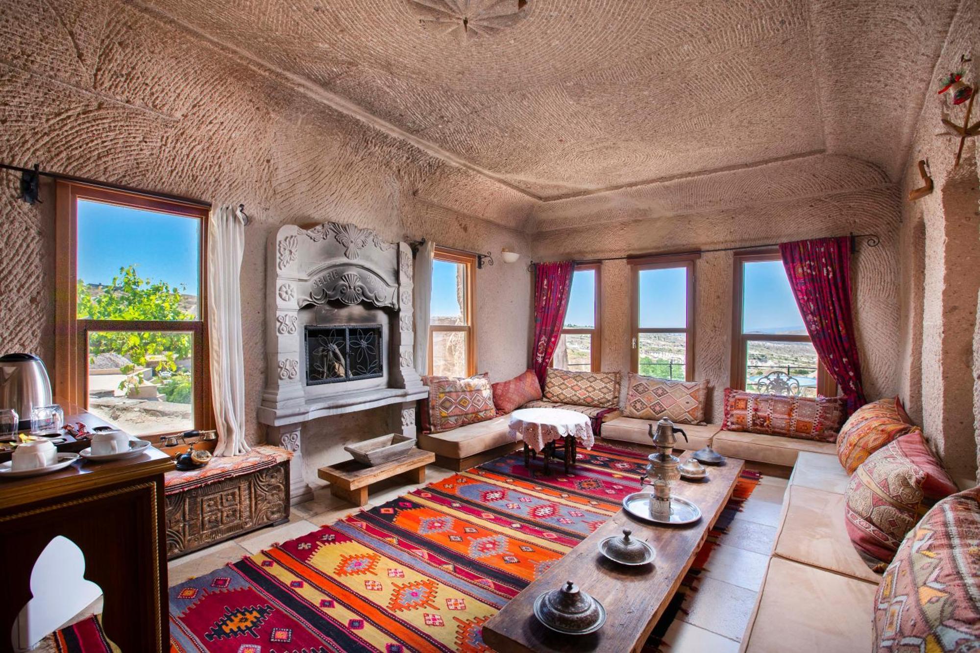 Cappadocia Fairy Chimneys Selfie Cave Hotels - Special Class Uchisar Exterior photo